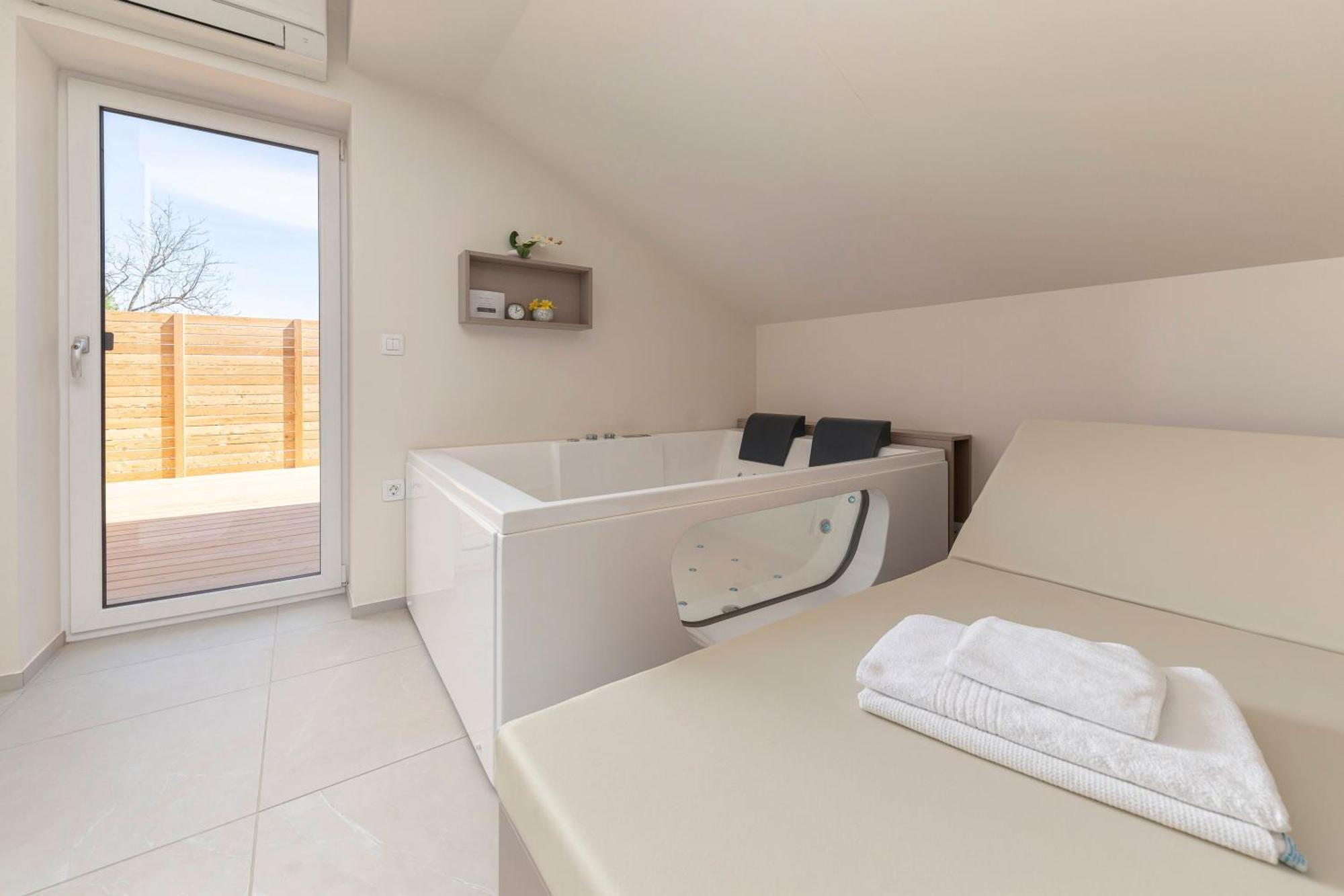 Rooms S Center Slovenske Konjice Eksteriør billede