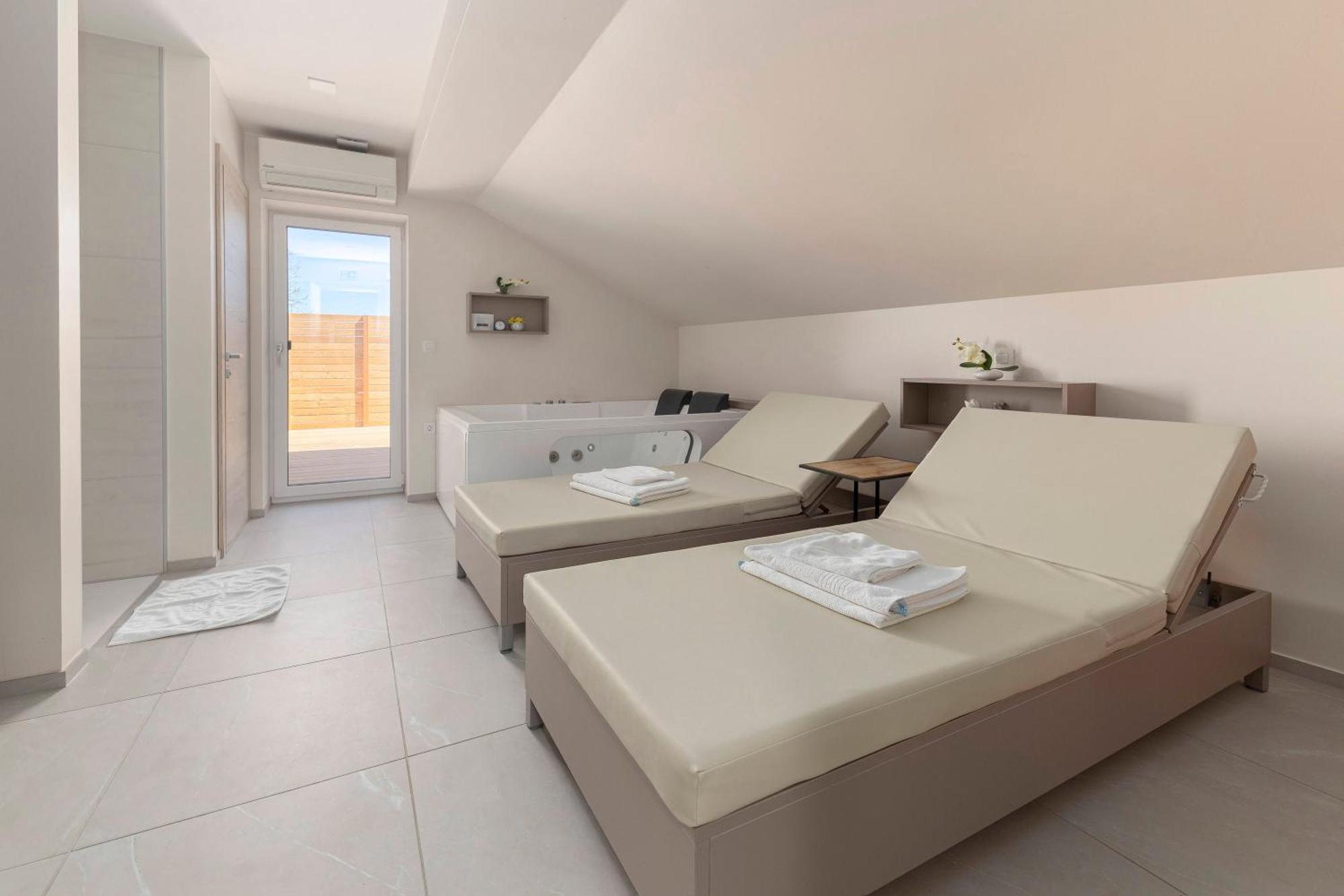 Rooms S Center Slovenske Konjice Eksteriør billede