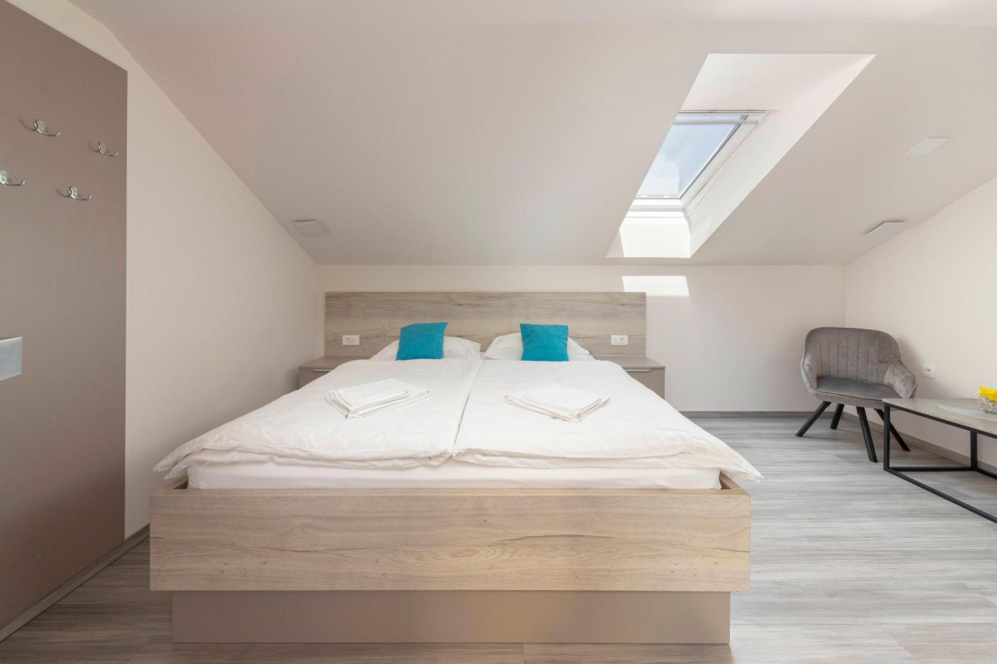 Rooms S Center Slovenske Konjice Eksteriør billede