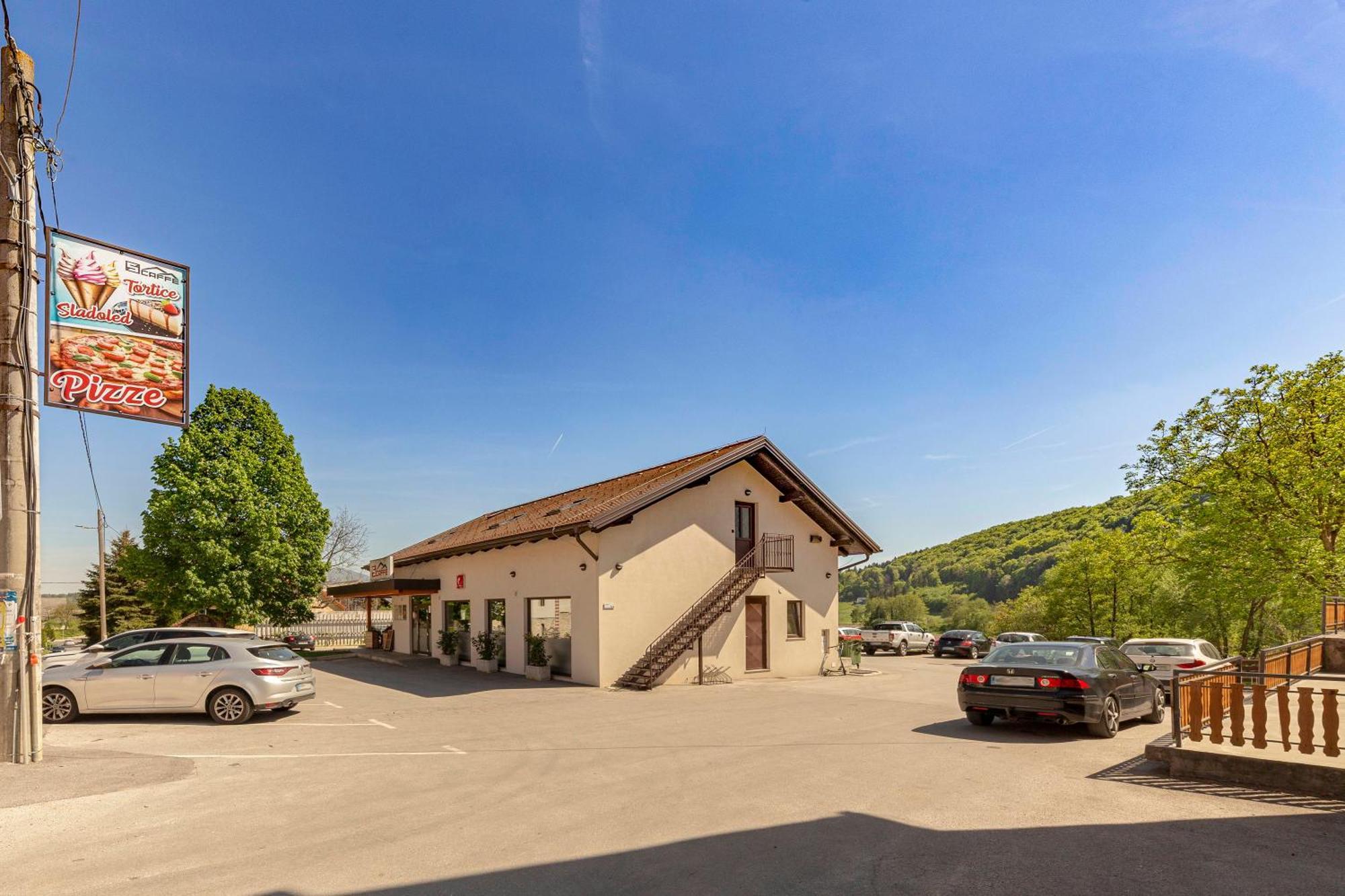 Rooms S Center Slovenske Konjice Eksteriør billede